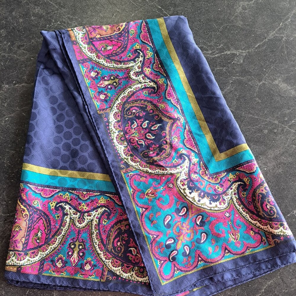 Unbranded Blue/Magenta Square Paisley Scarf #33